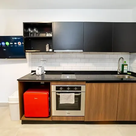 Apartment Peaceful 1-bedroom Stunning Views - By Hostmt